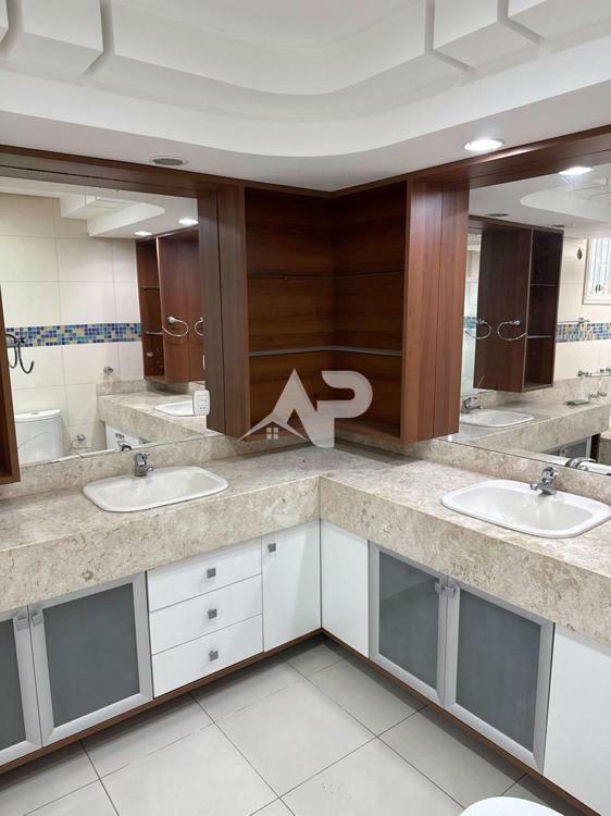 Banheiro Mobiliado - Suíte Master.