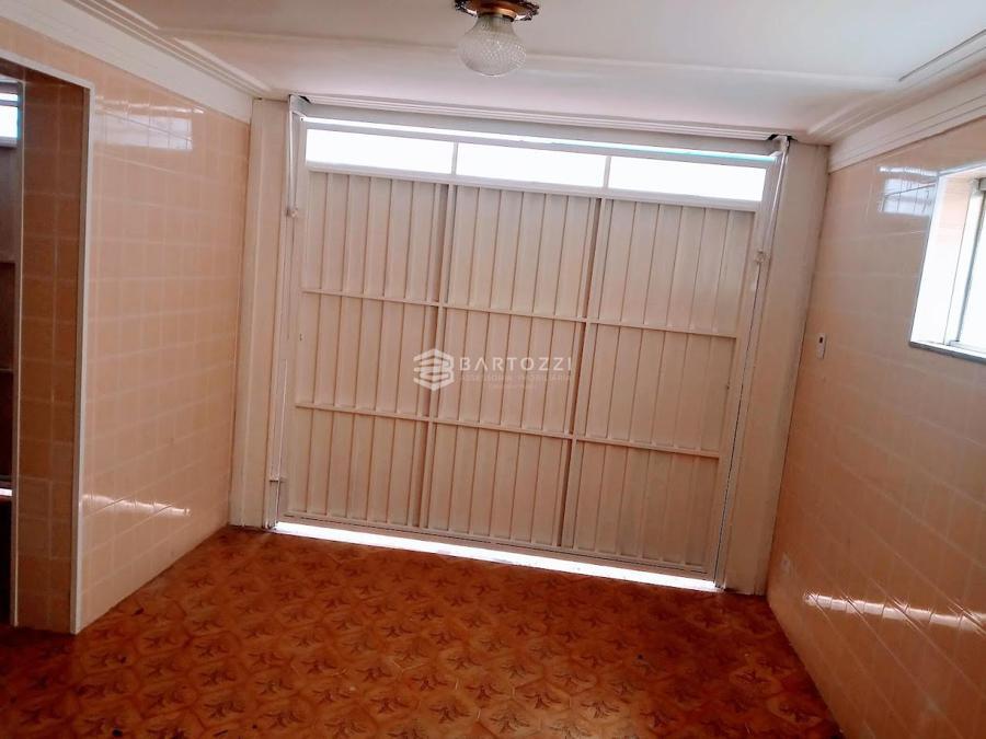SALÃO DE FESTAS/GARAGEM COBERTA