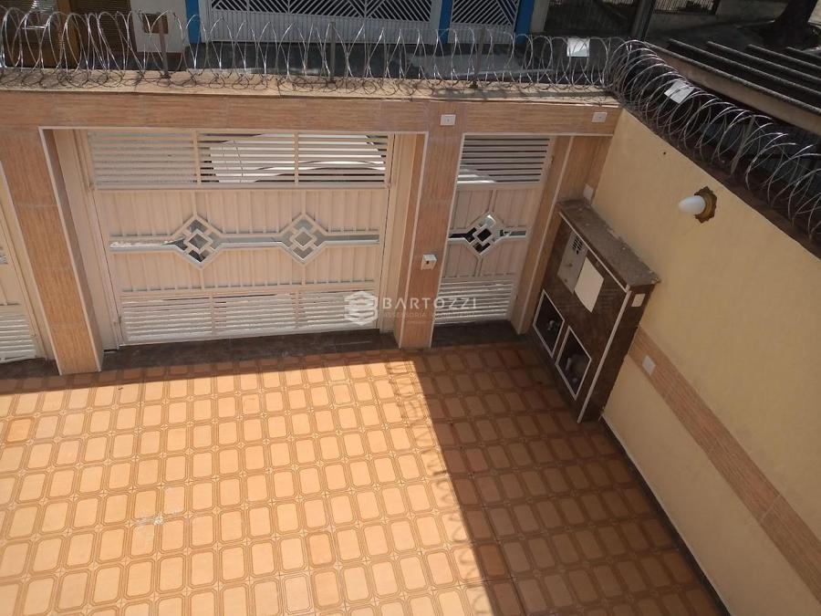 GARAGEM DESCOBERTA