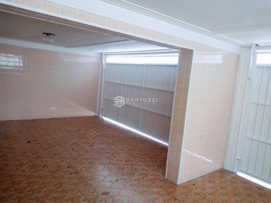 SALãO DE FESTAS/GARAGEM COBERTA