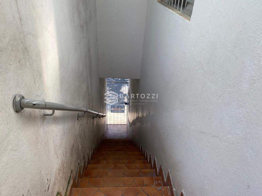 ESCADA DE ENTRADA/SAÍDA