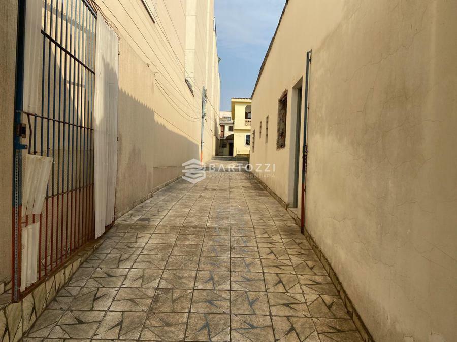 CORREDOR LATERAL