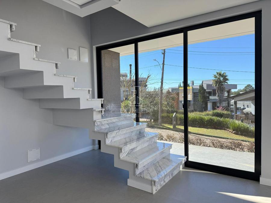 Acesso segundo pavimento