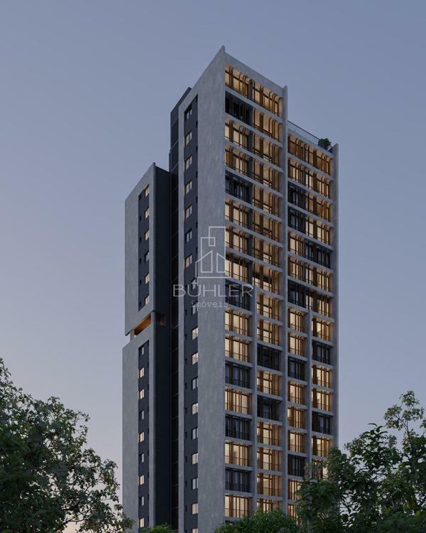 Fachada noturna lateral