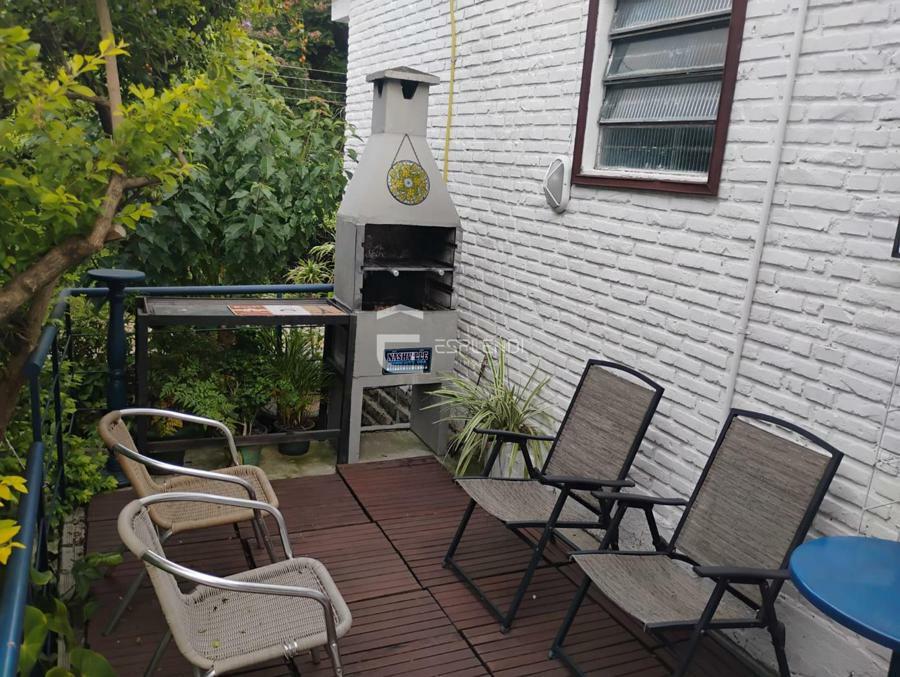 AREA DA CHURRASQUEIRA DA CASA