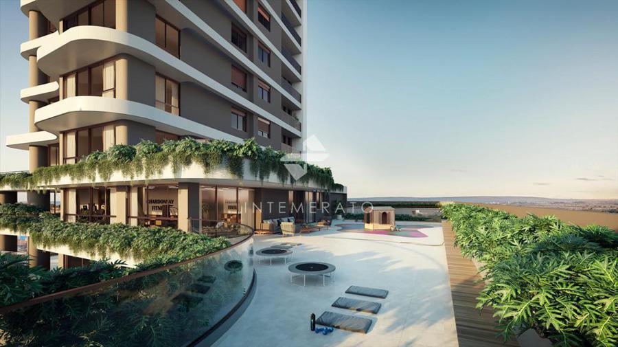 OUTDOOR FITNESS LOUNGE