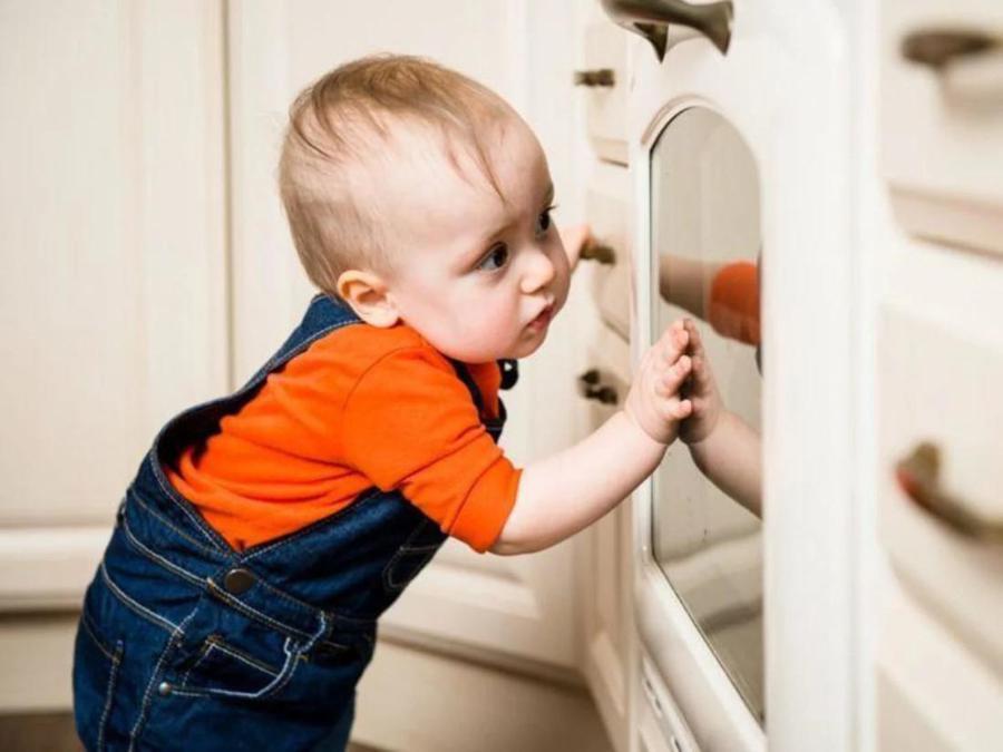 Crianas em casa: o que no pode faltar para proteo dos seus pequenos