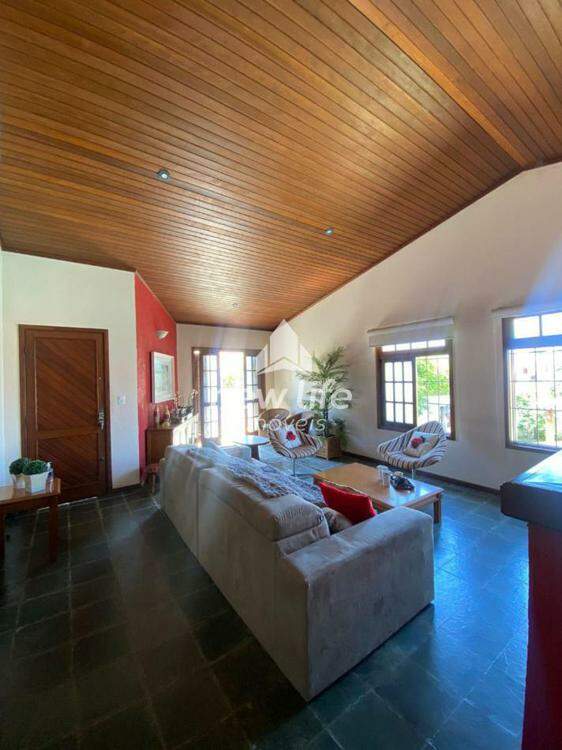 Sala de Estar com Lareira