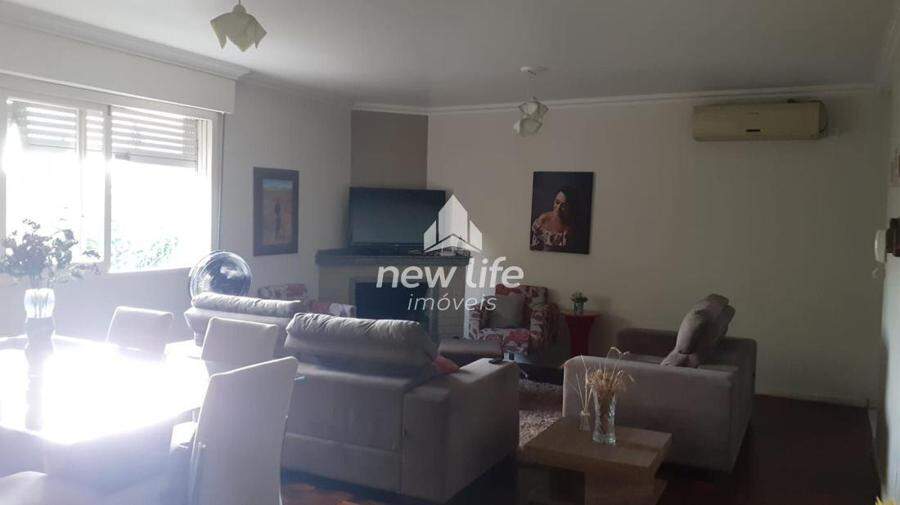 SALA DE ESTAR COM LAREIRA