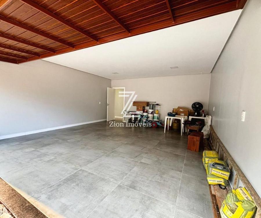 GARAGEM