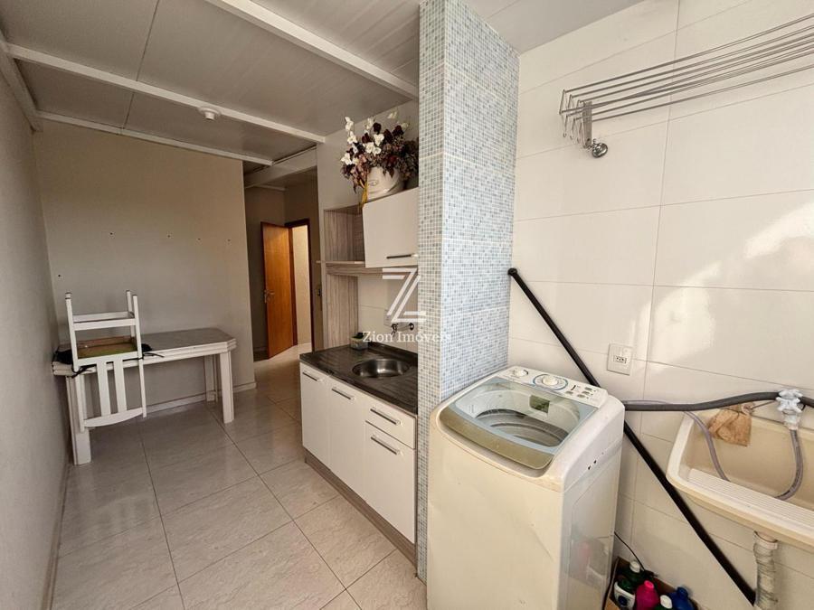 ÁREA DE SERVIÇO E COZINHA 