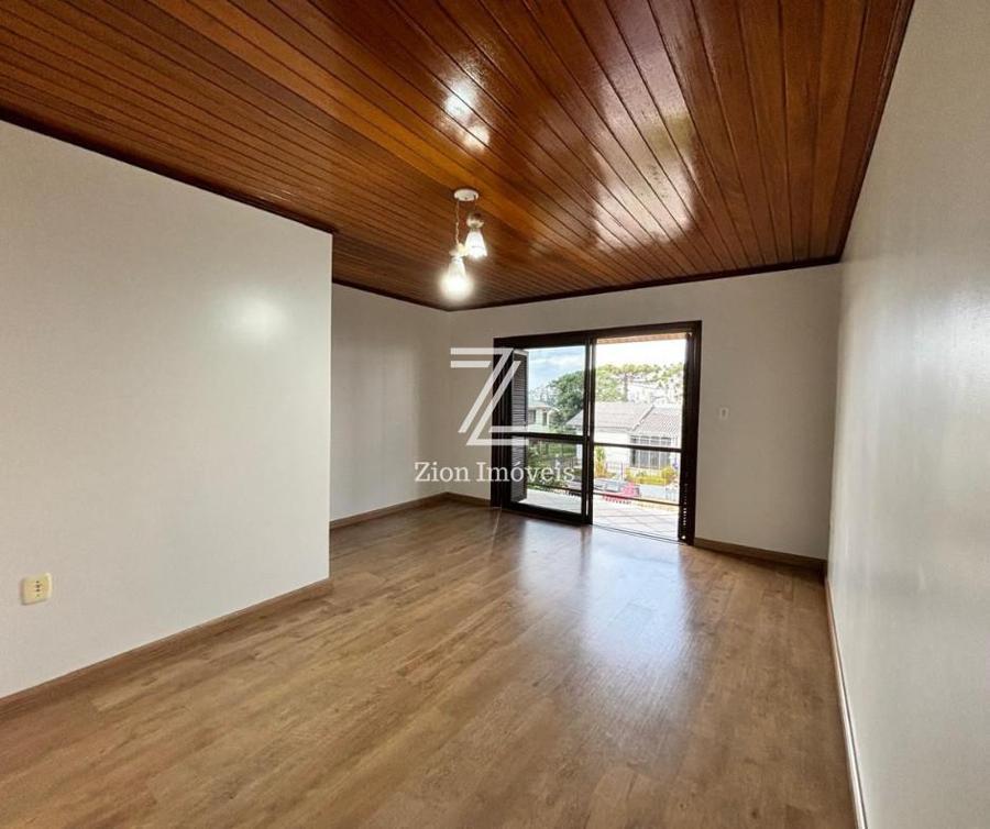 SALA  DE ESTAR SUPERIOR COM SACADA 