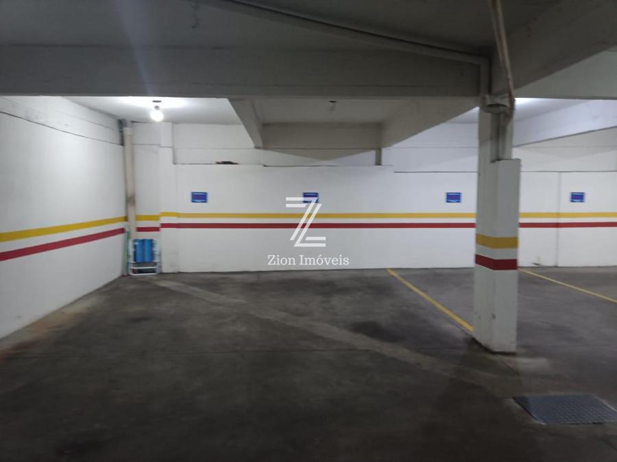 BOX DE GARAGEM